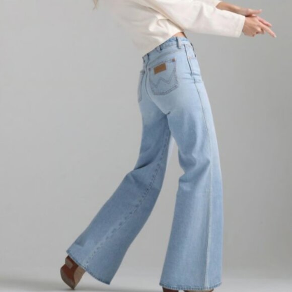 Wrangler Sky Blue Wide Leg Jeans - Picture 2 of 9